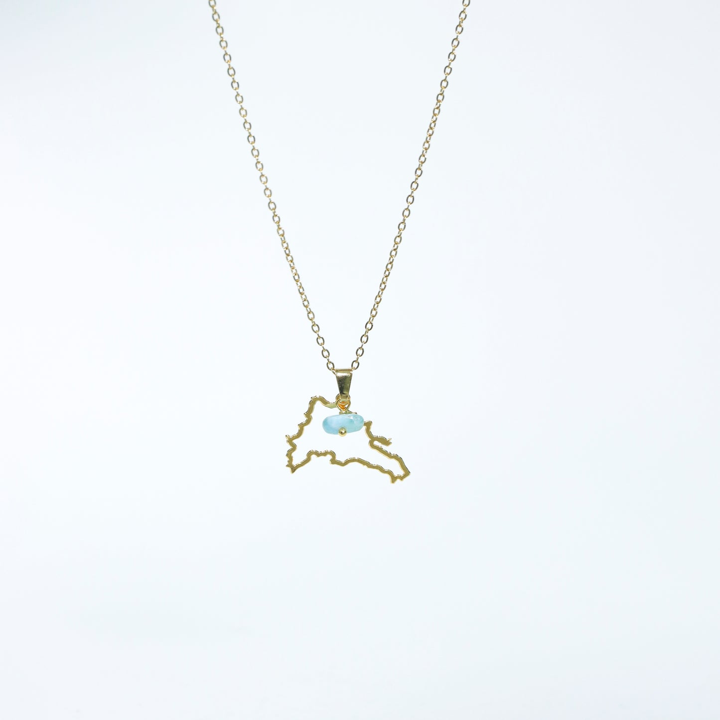 Collar mapa dominicano con larimar
