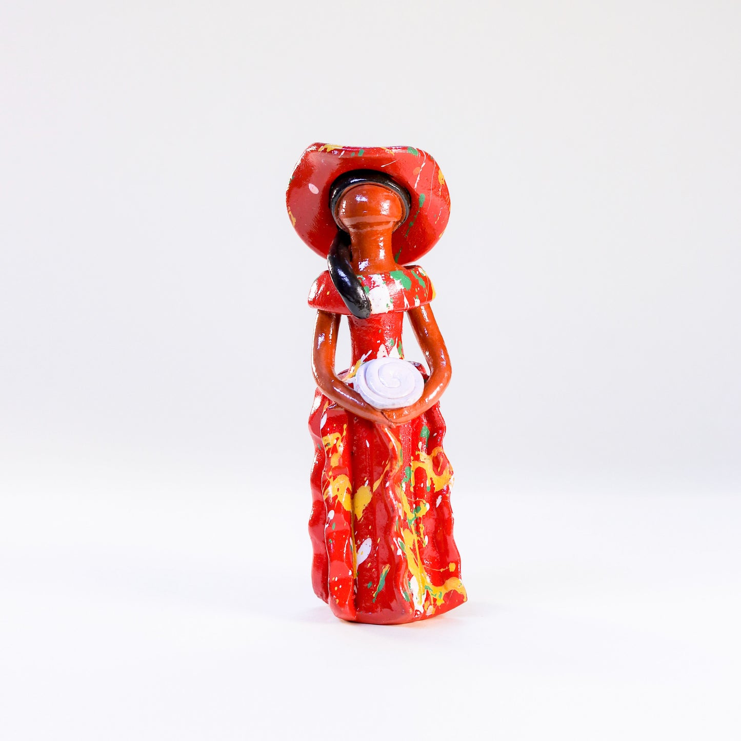 Muñeca con sombrero